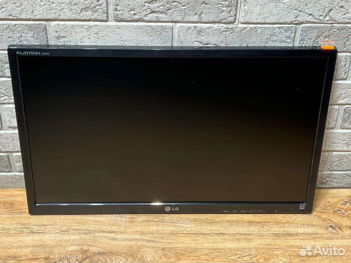 Монитор LG E2442T, 24