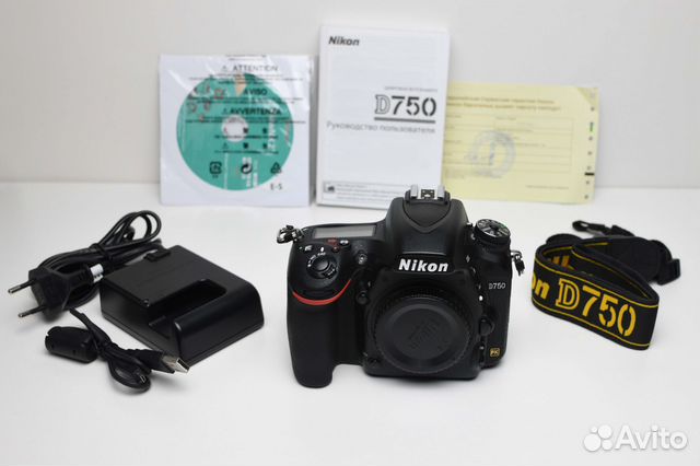 Зеркальный фотоаппарат Nikon D750