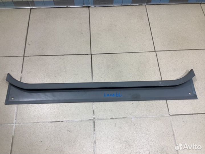 Накладка (кузов внутри) Chevrolet Lacetti седан