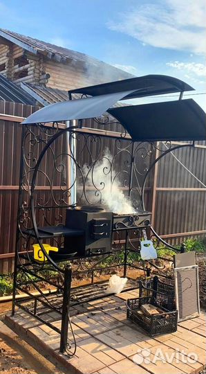 Мангал с крышей от производителя