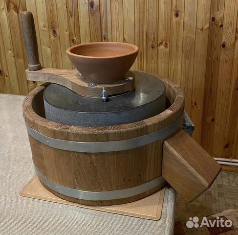 Мельница для зерна и муки (каменные жернова) купить в Москве | Товары ...