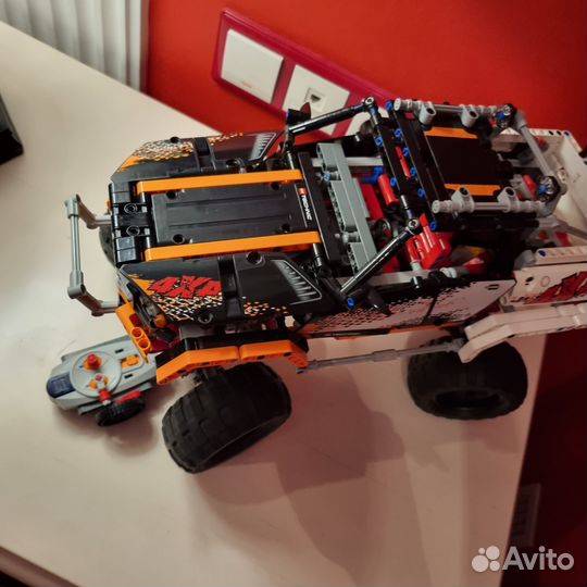 Lego 9398 Technic Внедорожник 4х4, оригинал