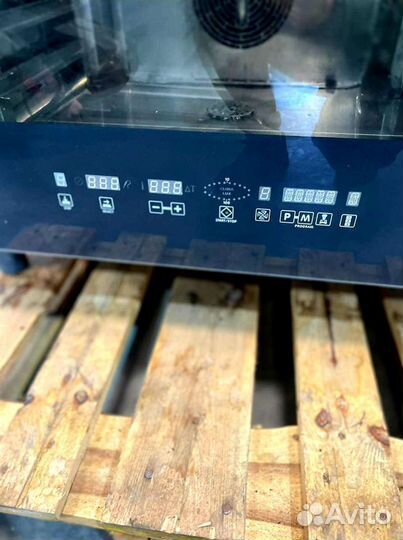 Пароконвектомат Unox 7 уровней Италия