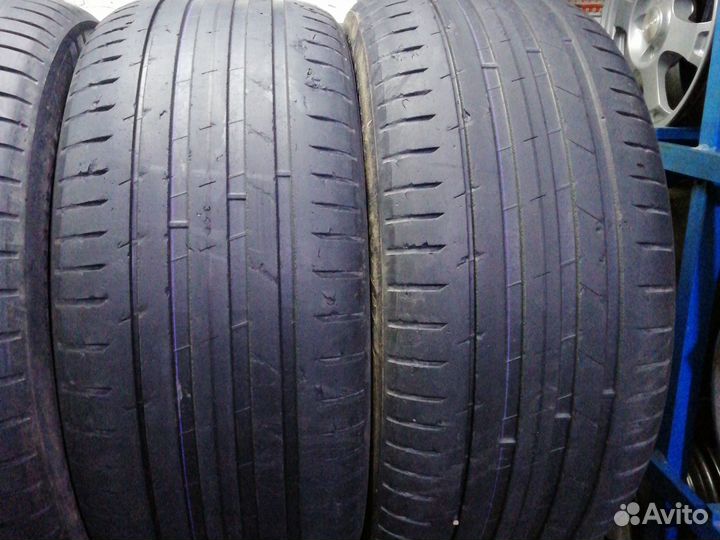 Nokian Tyres Hakka Black 2 SUV 285/50 R20 116W