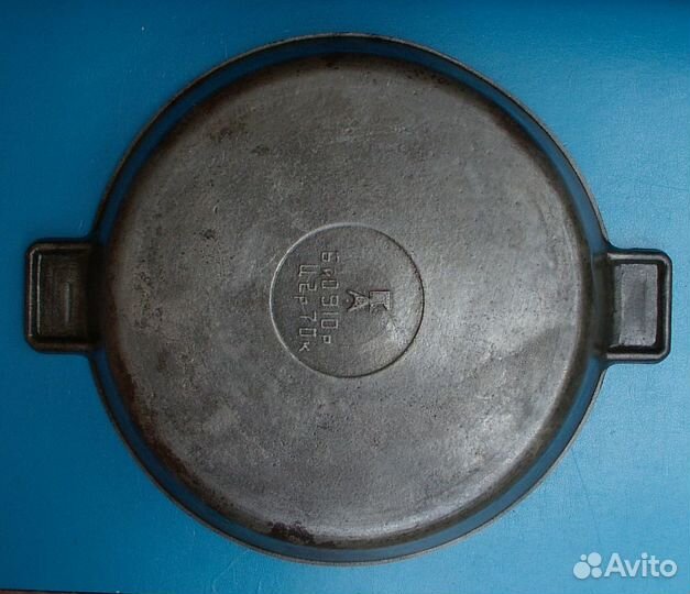 Чугунная сковорода-жаровня для цыплят тапака СССР