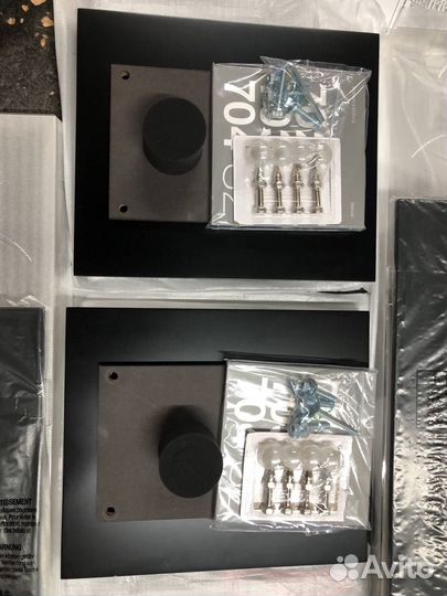 Напольная акустика Bowers & Wilkins 704 s2 Gloss B