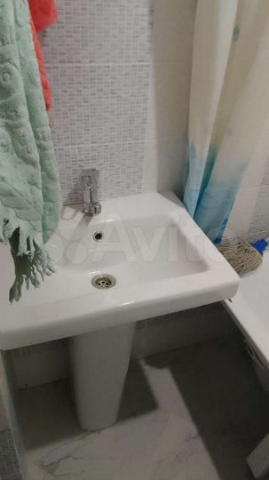 Комната 15 м² в 2-к., 15/25 эт.