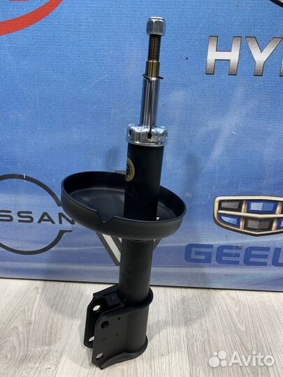 Амортизатор стойка перед Renault clio 2