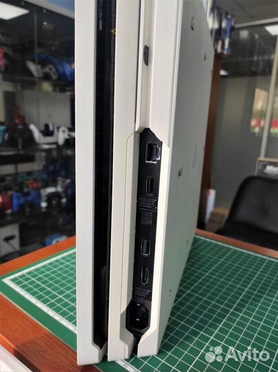 Ps4 PRO White 1TB + Диск