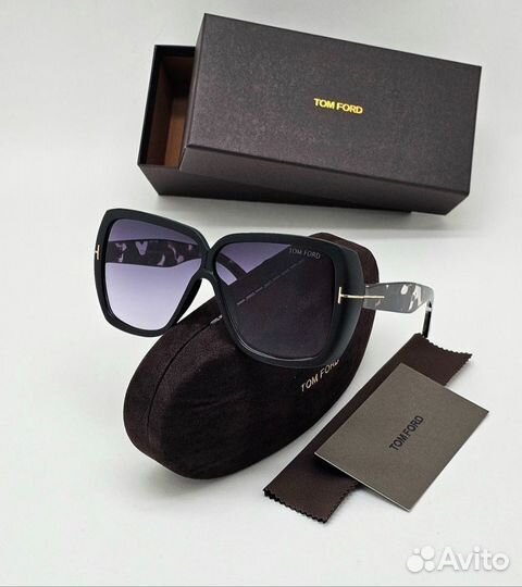 Oчки солнцезащитные Tom Ford