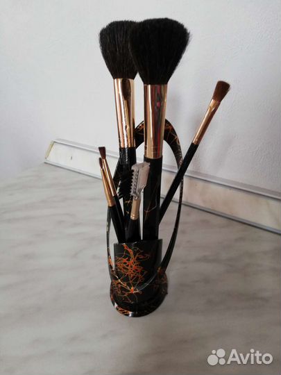 Кисти из белки для макияжа