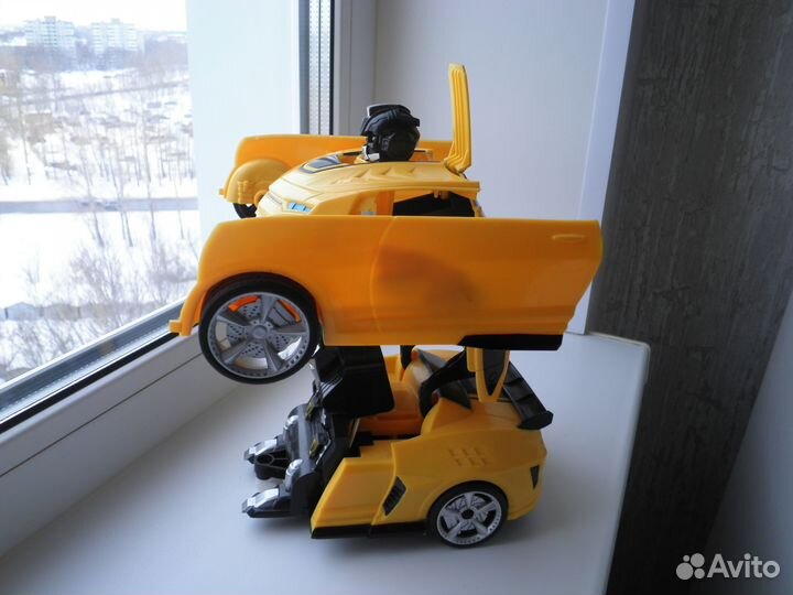 Детские игрушки машина на пульте