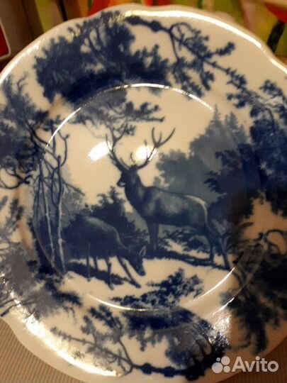 Настенная тарелка