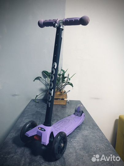 Самокат / Scooter /Трехколесный самокат