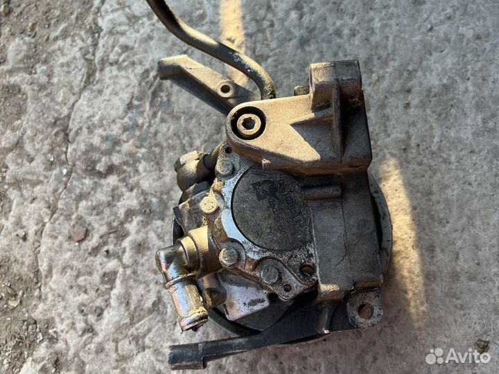 Насос гур Audi A6C5 2.4