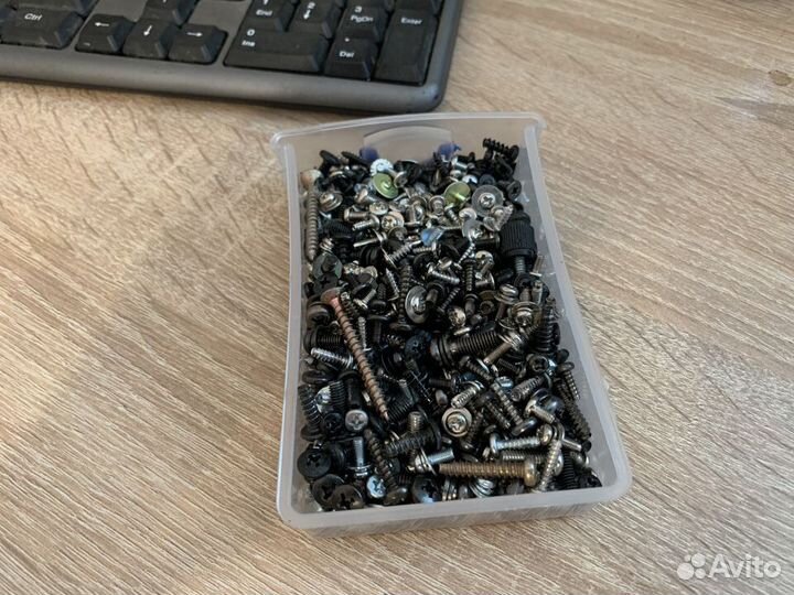 Набор винтов для компьютерной техники