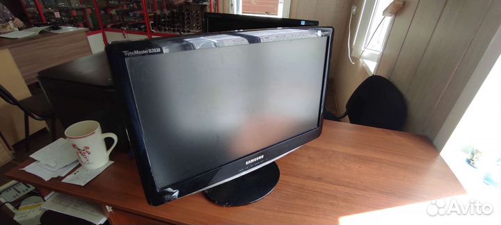 Монитор Samsung B2030