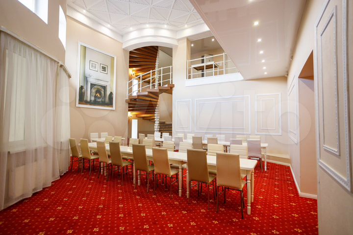 Коттедж 650 м² на участке 4 сот.