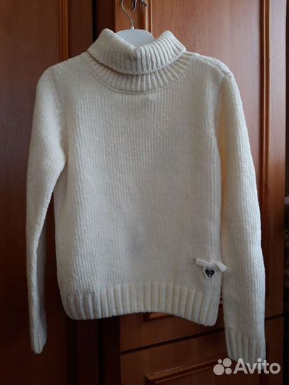 Кофты и свитер на девочку 4-9лет