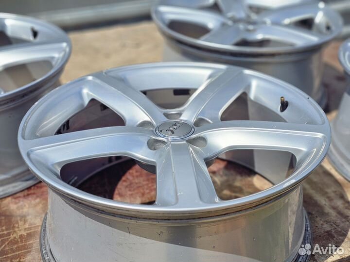 Литые диски Audi ronal r19