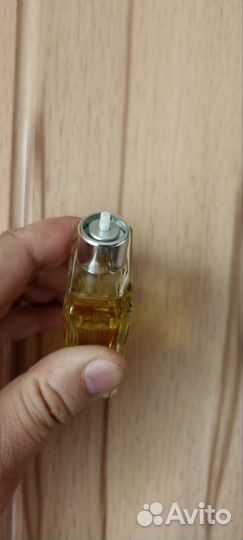 Molecule 01 + mandarin
