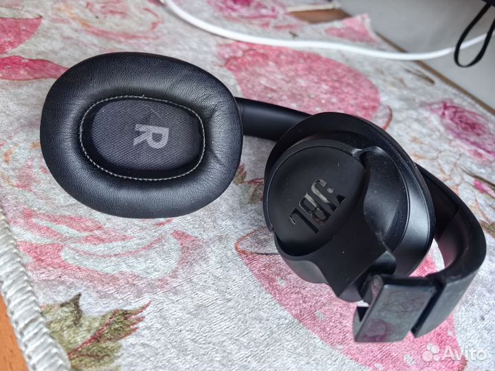 Беспроводные наушники jbl tune 710bt