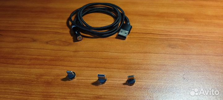 Магнитный USB-кабель (3 в 1)