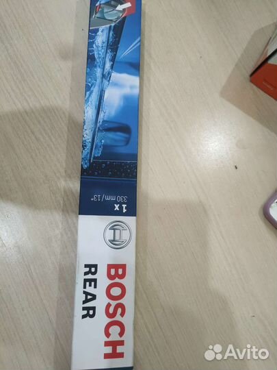 Щетка стеклоочистителя бескаркасная Bosch