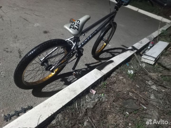 BMX Forward Zig-Zag 2019