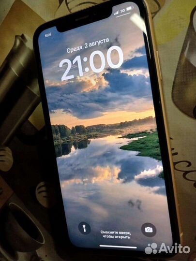 iPhone xr 64gb жёлтый