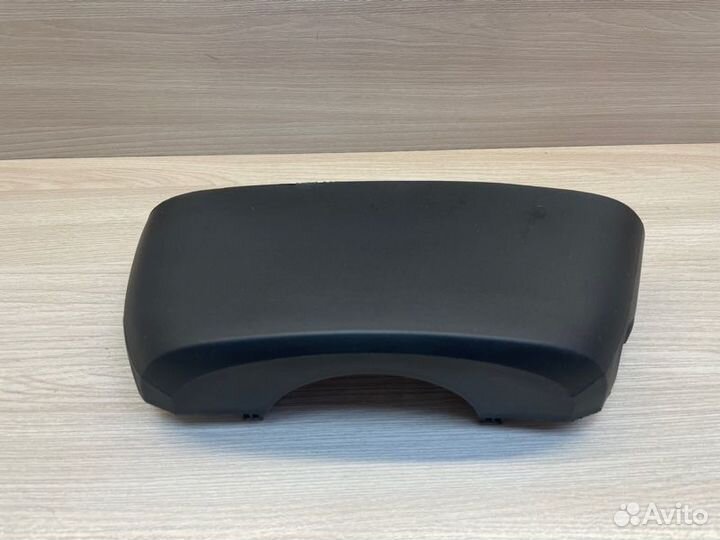 Подрулевой кожух LADA X-Ray