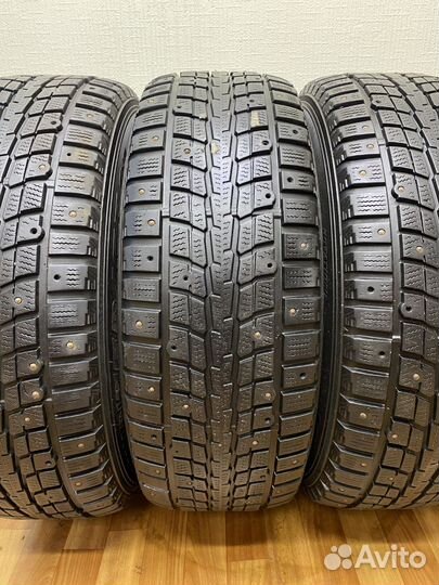 Dunlop SP Winter Ice 01 235/65 R17
