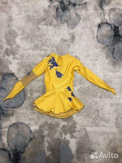 Одежда для фигурного катания