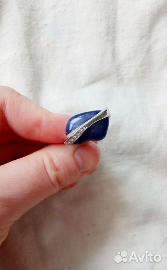 Серьги и кольцо с камнем