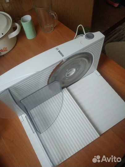 Ломтерезка bosh MAS4201N