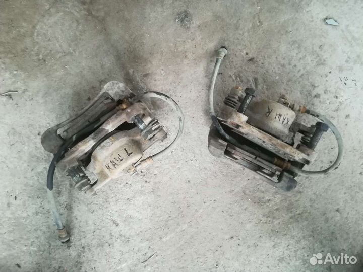 Суппорта передние Nissan Qashqai