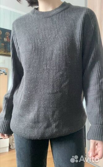 Свитер