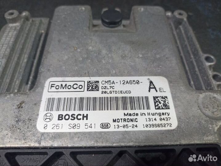 Эбу двигателя Ford Focus 3 CB8