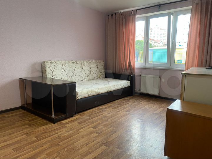 1-к. квартира, 37 м², 1/9 эт.