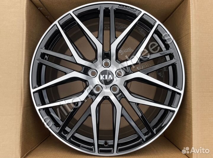 Кованые диски Kia Sorento R19 наличие