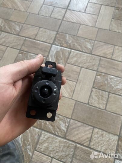 Блок управления зеркал kia cerato 2