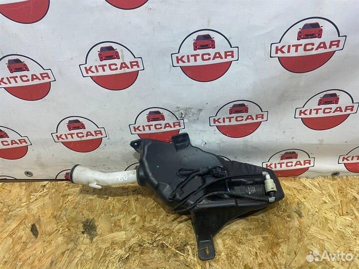 Бачок омывателя с мотором Opel Astra J