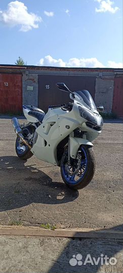 Kawasaki zx6r