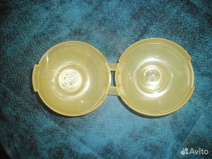 Накладки на грудь medela