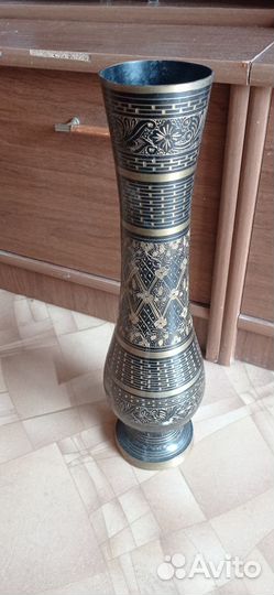 Ваза (ро)