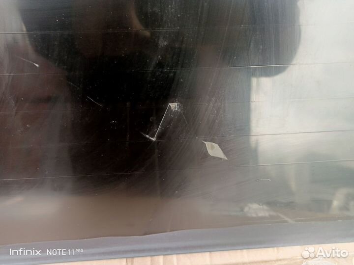 Стекло заднее для Kia Sorento 2004 г