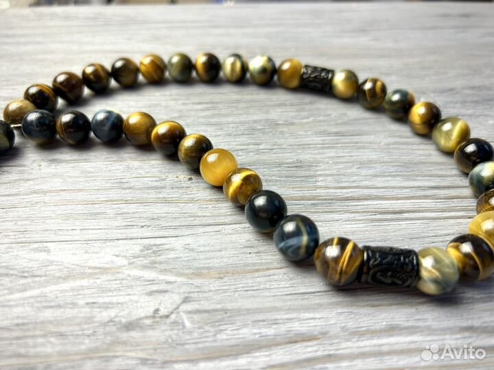 Четки из натуральных камней с молотом