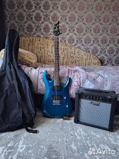 Электрогитара zombie edg 45 c чехлом и усилителем
