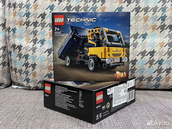 Конструктор Lego Technic Самосвал 42147