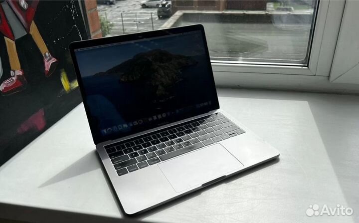 MacBook Pro 13 2019 i7/16/512